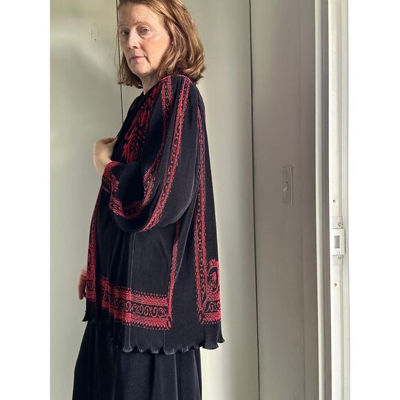 Virginie Paris Floral Micropleated Jacket Black Made in France Statement SZ L - Picture 6 of 10